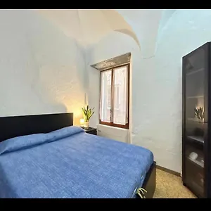 La Finestra Sul Borgo Bed & Breakfast